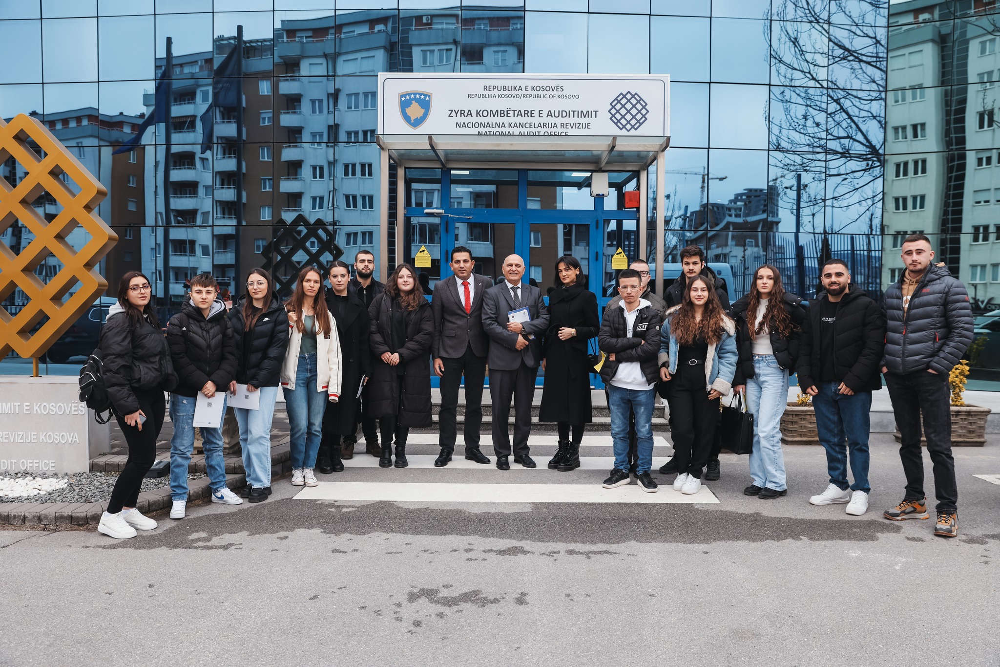 Studentët e Kolegjit AAB vizituan Zyrën Kombëtare të Auditimit