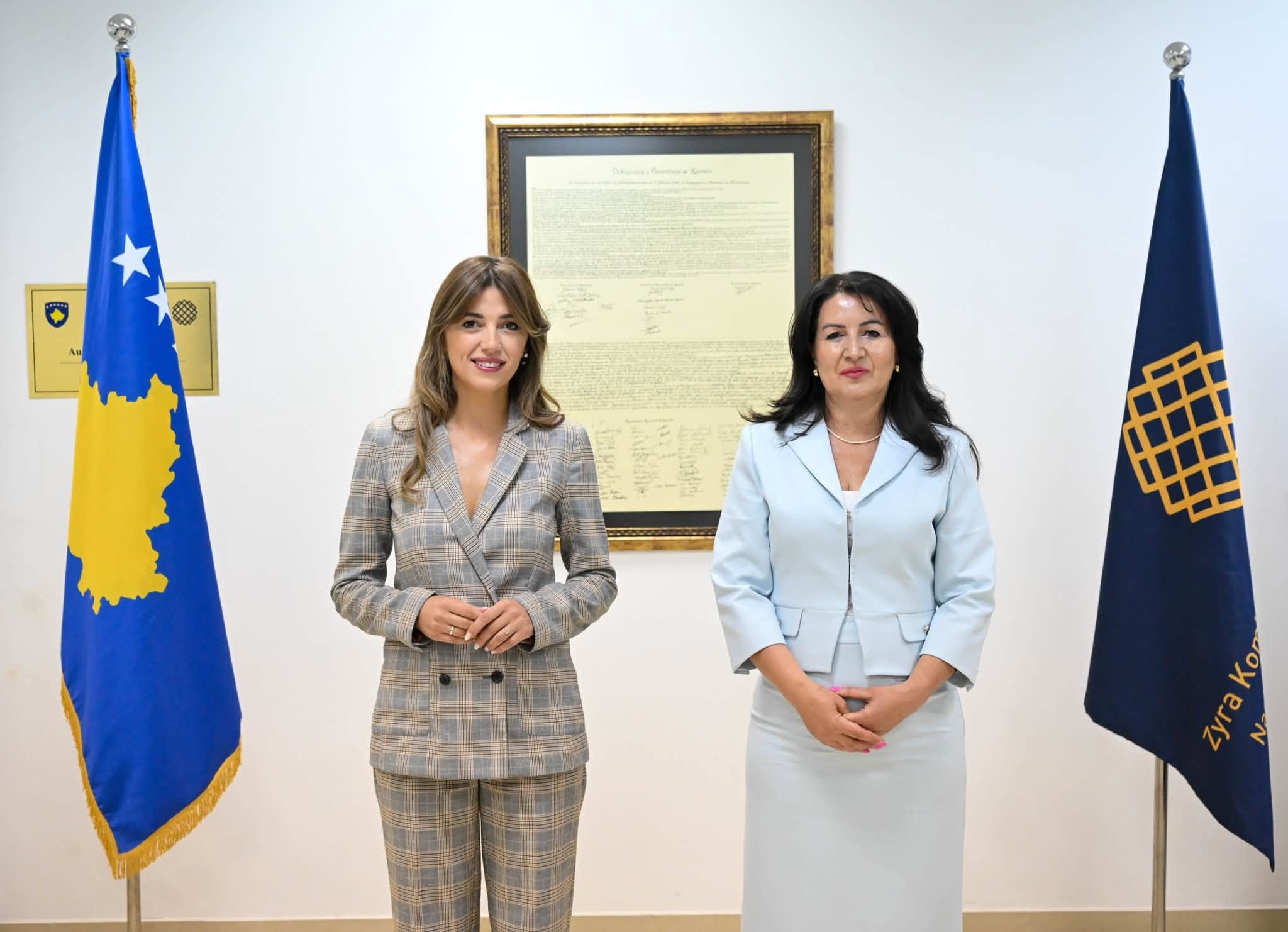 U.D. Presidentja e Republikës së Kosovës Albulena Haxhiu vizitoi Zyrën Kombëtare të Auditimit