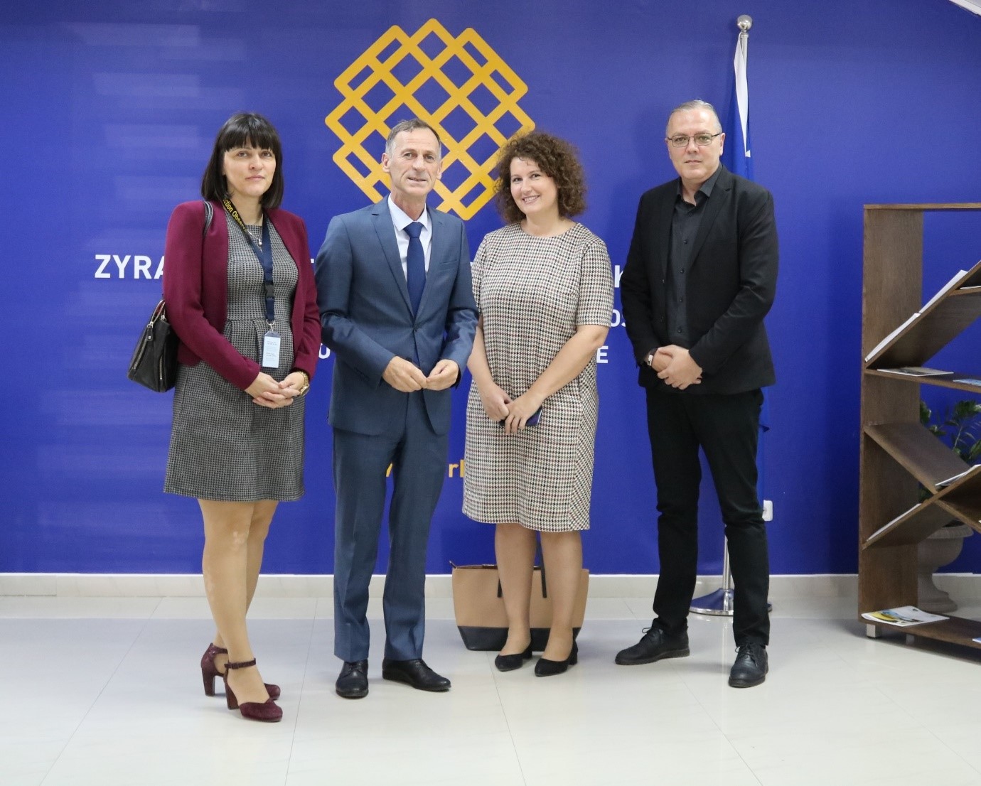Auditori i Përgjithshëm priti në takim përfaqësuesen e Misionit Vëzhgues të Bashkimit Evropian në Kosovë për fushatën zgjedhore