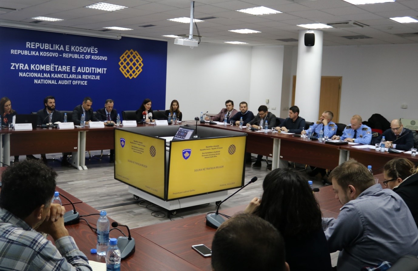 Zyra Kombëtare e Auditimit prezantoi raportin e performancës ‘Siguria në trafikun rrugor’