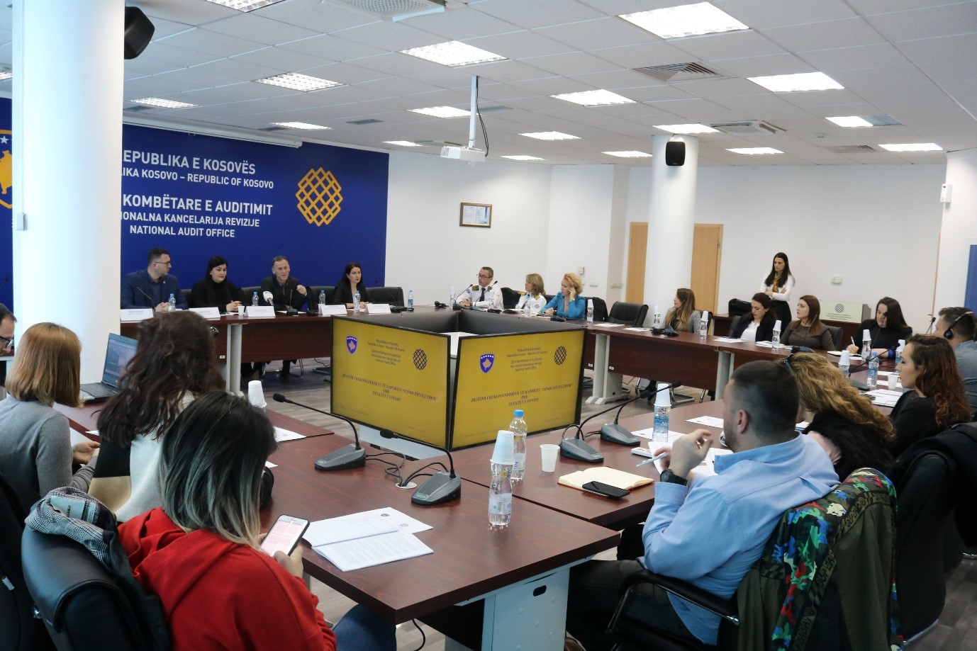 Zyra Kombëtare e Auditimit prezantoi raportin e performancës “Zbatimi i rekomandimeve të raportit ‘Fondi Zhvillimor’ dhe efektet e fondit”