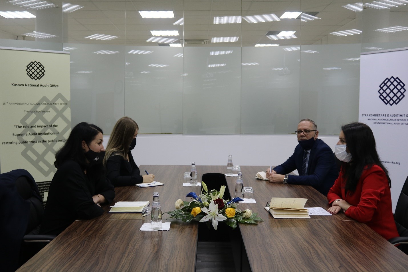 Auditorja e Përgjithshme dhe Komisionerja për Informim dhe Privatësi bien dakord për të rritur bashkëpunimin mes institucioneve që udhëheqin
