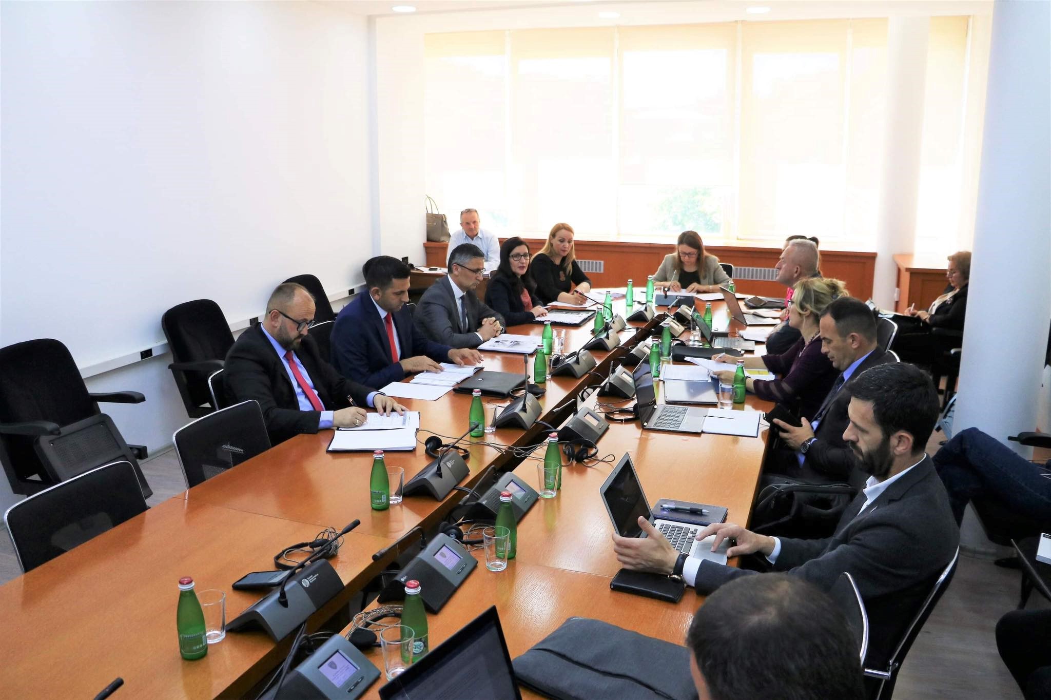 Komisioni për Mbikëqyrjen e Financave Publike ka shqyrtuar Raportin Vjetor të Performancës së ZKA-së për vitin 2021