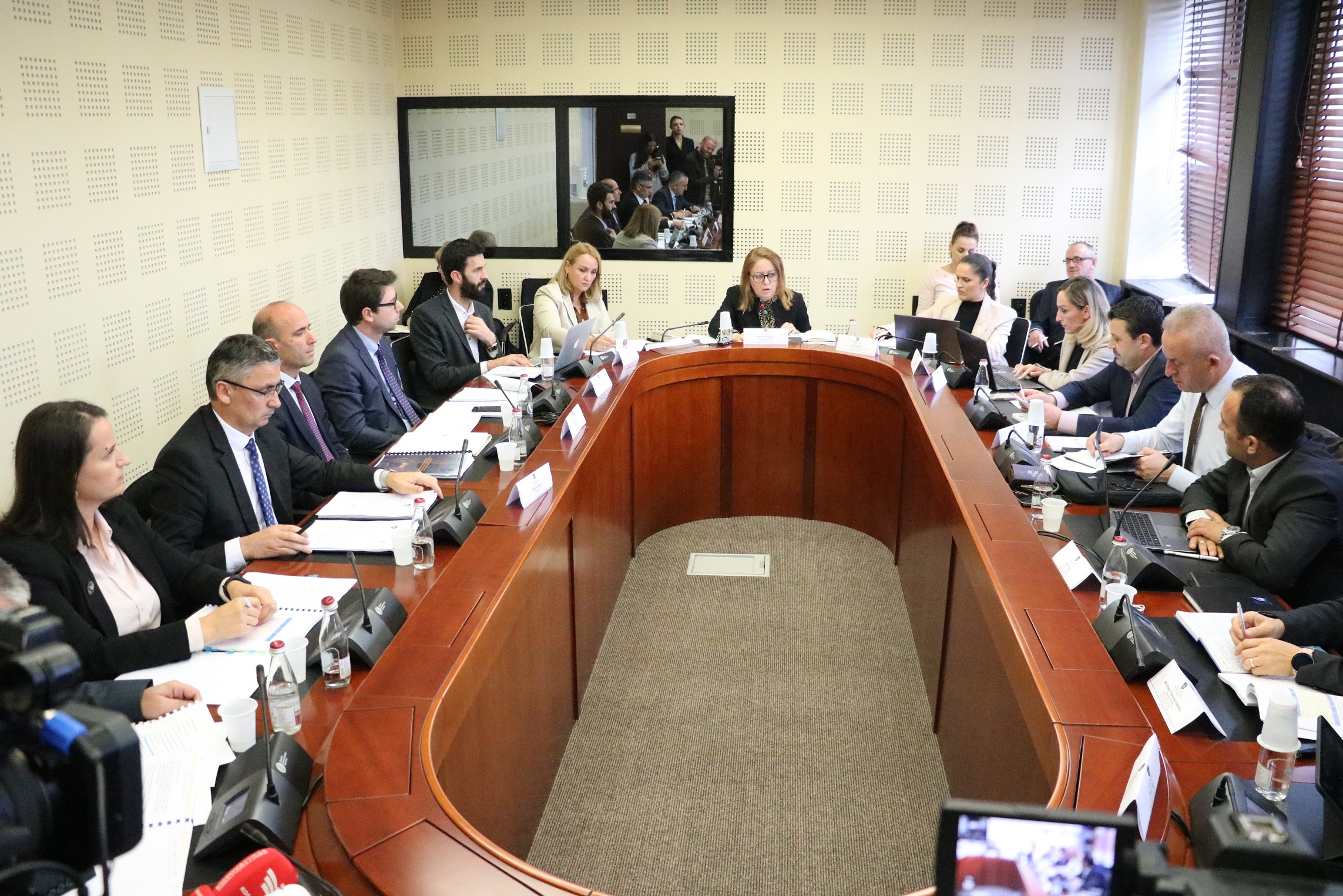 Komisioni për Mbikëqyrjen e Financave Publike ka shqyrtuar Raportin Vjetor të Auditimit për vitin 2021