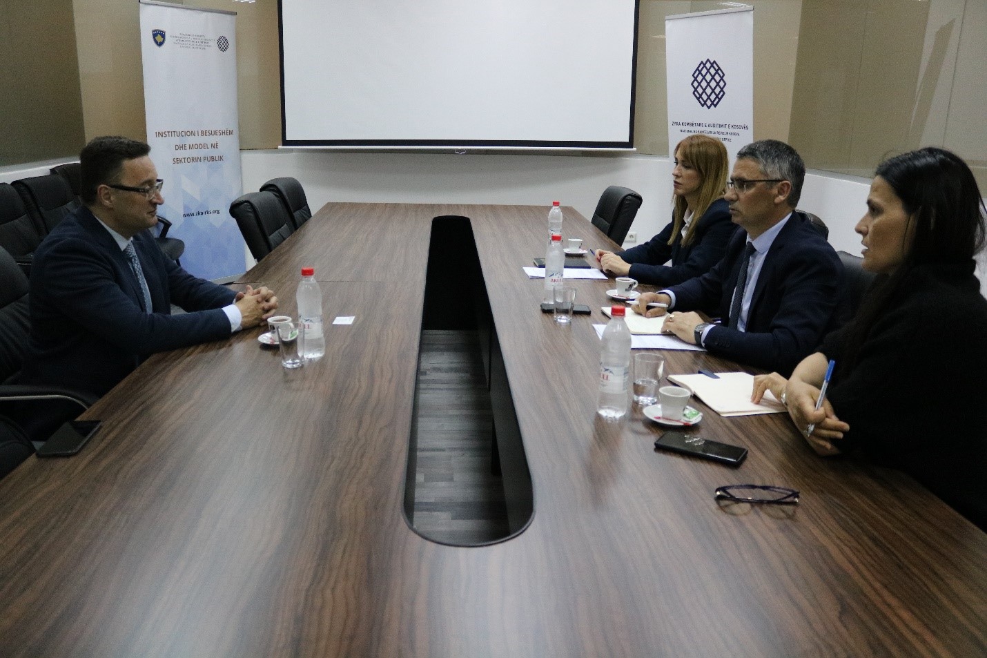 Zëvendës Auditori i Përgjithshëm takoi përfaqësuesin e Zyrës së  Kombeve të Bashkuara, flasin për rëndësinë e bashkëpunimit në fushën kundër mashtrimit dhe korrupsionit